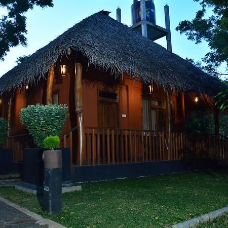 The Bell Farm Eco Resort Сигирия Экстерьер фото