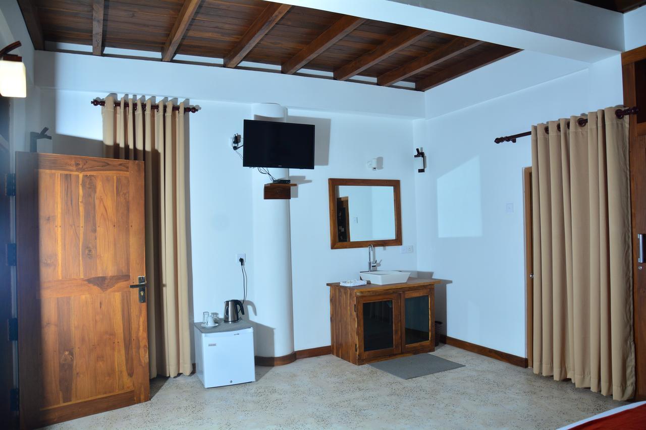 The Bell Farm Eco Resort Сигирия Экстерьер фото